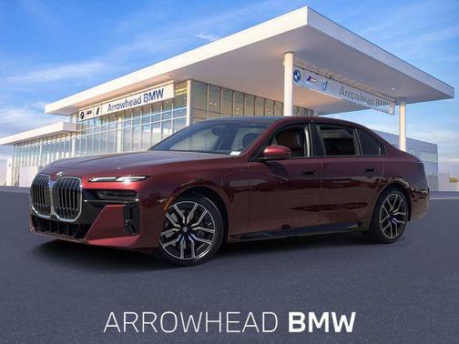 Aventurin Red Metallic 2023 BMW 740 i