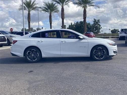 2022 Chevrolet Malibu FWD LT