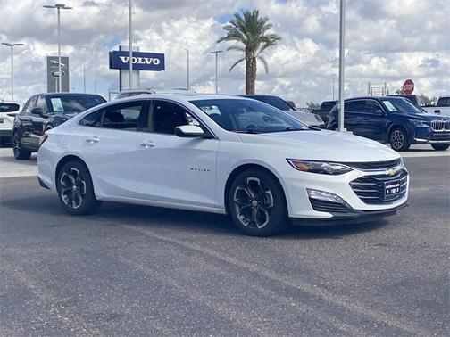 2022 Chevrolet Malibu FWD LT