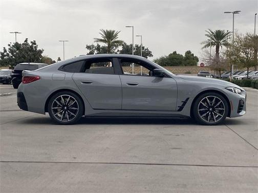 2026 BMW M440 i