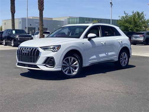 2024 Audi Q3 Premium 45 TFSI S line quattro Tiptronic