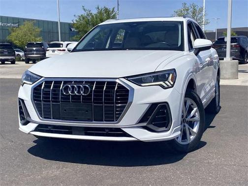 2024 Audi Q3 Premium 45 TFSI S line quattro Tiptronic