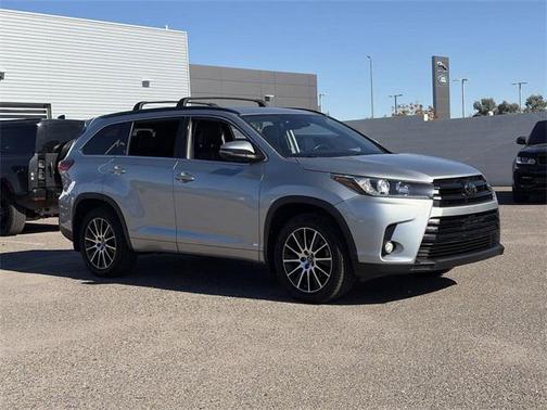 2018 Toyota Highlander SE