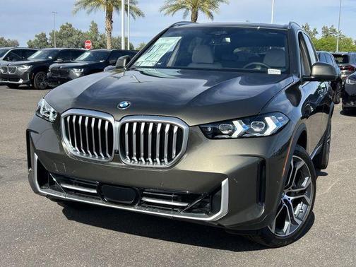 Manhattan Green Metallic 2026 BMW X5 sDrive40i