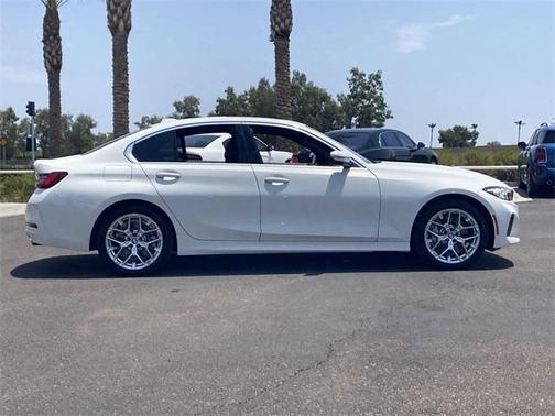 2025 BMW 330 i