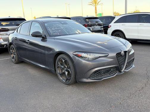 Vesuvio Gray Metallic 2020 Alfa Romeo Giulia Ti Sport