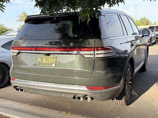 GILDED GREEN MET CC 2022 Lincoln Aviator Reserve AWD