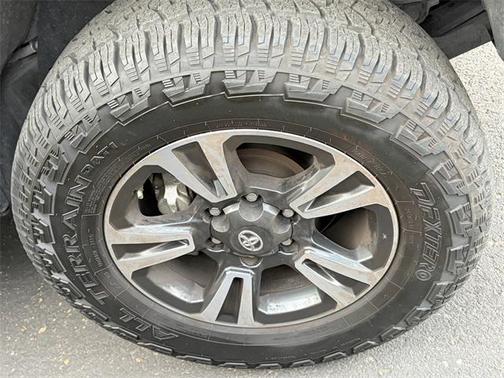 2018 Toyota Tacoma TRD Sport