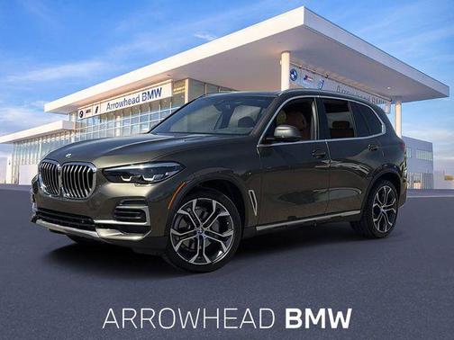 Manhattan Green Metallic 2023 BMW X5 sDrive40i