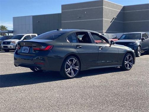 2023 BMW 330 330i