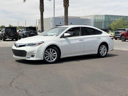 2014 Toyota Avalon XLE