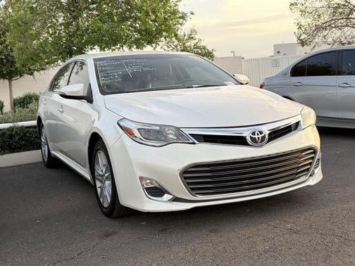 Blizzard Pearl 2014 Toyota Avalon XLE