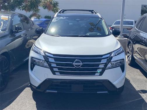 2024 Nissan Rogue Platinum