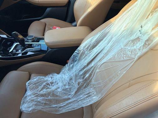 Black Sapphire Metallic 2021 BMW X4 M40i