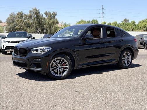 Black Sapphire Metallic 2021 BMW X4 M40i