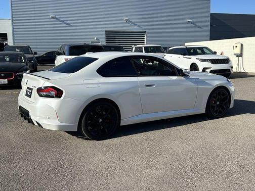 Mineral White Metallic 2026 BMW 230 230i