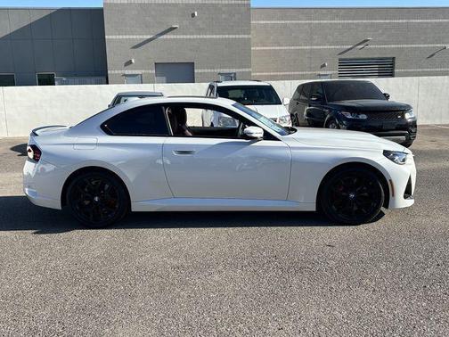Mineral White Metallic 2026 BMW 230 230i