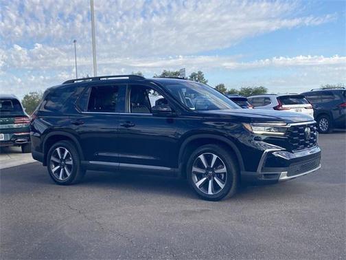 2023 Honda Pilot AWD Elite