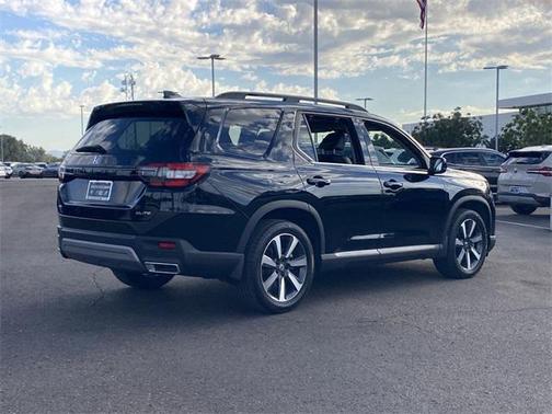 2023 Honda Pilot AWD Elite