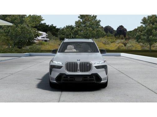 Brooklyn Grey Metallic 2027 BMW X7 M60i