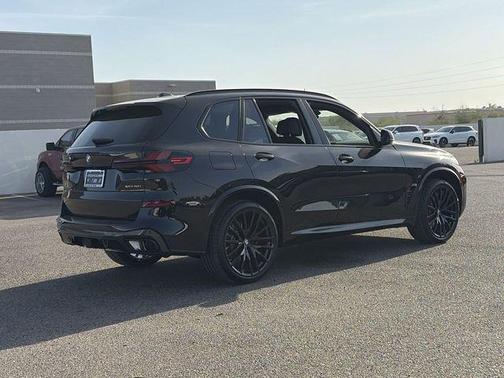 Black Sapphire Metallic 2026 BMW X5 xDrive40i