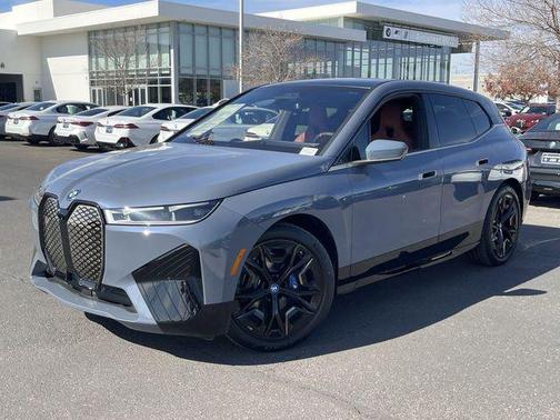 2025 BMW iX M60