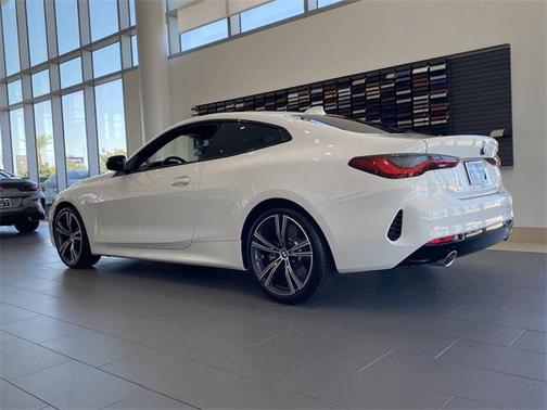 Alpine White 2022 BMW 430 i