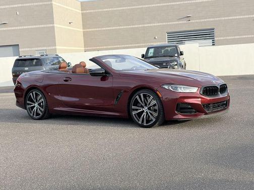 Aventurin Red Metallic 2023 BMW M850 xDrive