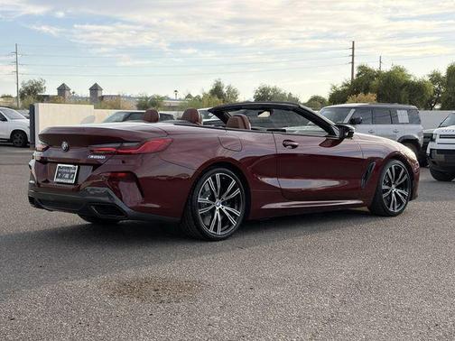 Aventurin Red Metallic 2023 BMW M850 xDrive