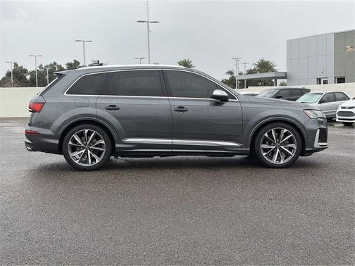 2021 Audi SQ7 4.0T Premium Plus