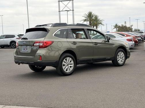 Wilderness Green Metallic 2015 Subaru Outback 2.5i Premium