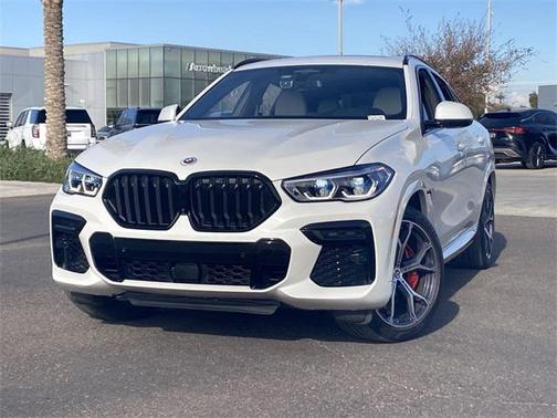 2023 BMW X6 M50i