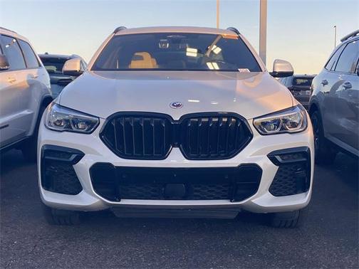 2023 BMW X6 M50i