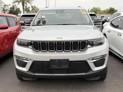 Silver Zynith 2023 Jeep Grand Cherokee Limited