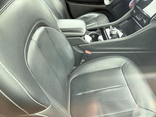 Silver Zynith 2023 Jeep Grand Cherokee Limited
