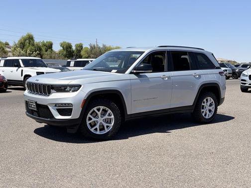 Silver Zynith 2023 Jeep Grand Cherokee Limited