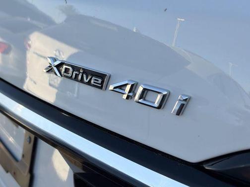 Alpine White 2026 BMW X7 xDrive40i