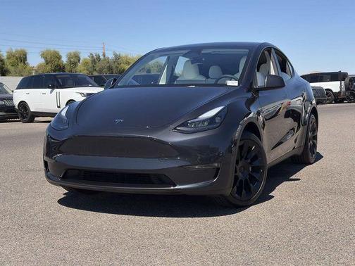 2025 Tesla Model Y Long Range Dual Motor All-Wheel Drive