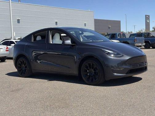 2025 Tesla Model Y Long Range Dual Motor All-Wheel Drive