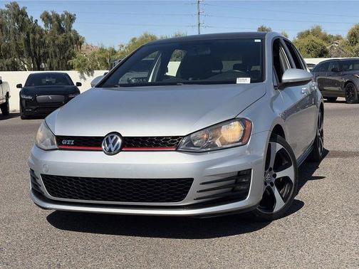 2015 Volkswagen Golf GTI 2.0T S 4-Door