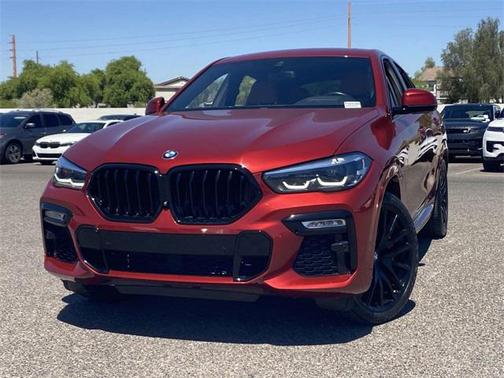 2021 BMW X6 M50i