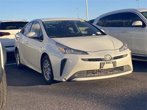 2019 Toyota Prius LE