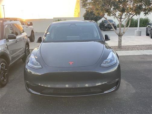 2024 Tesla Model Y Long Range Dual Motor All-Wheel Drive