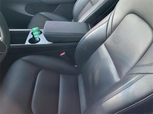 2024 Tesla Model Y Long Range Dual Motor All-Wheel Drive