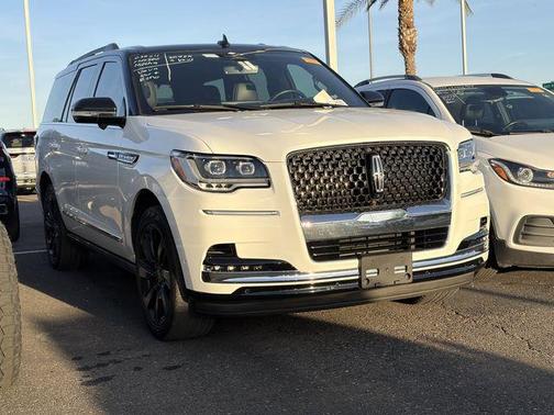 2023 Lincoln Navigator Black Label