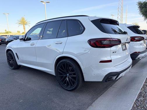 Alpine White 2023 BMW X5 sDrive40i