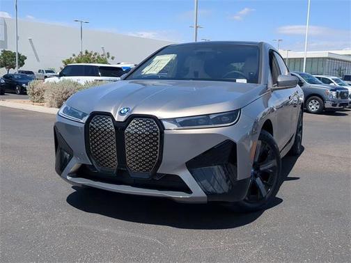 2025 BMW iX xDrive50