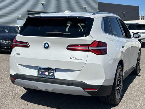 Mineral White Metallic 2026 BMW X3 30 xDrive