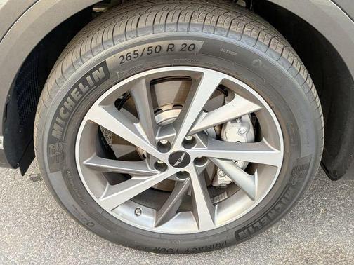 Makalu Gray 2026 Genesis GV80 3.5T