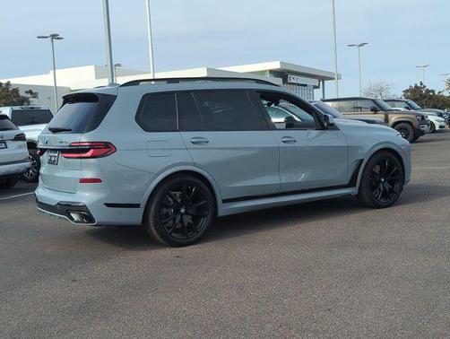 2026 BMW X7 xDrive40i